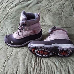 North face Chilkat winter boots